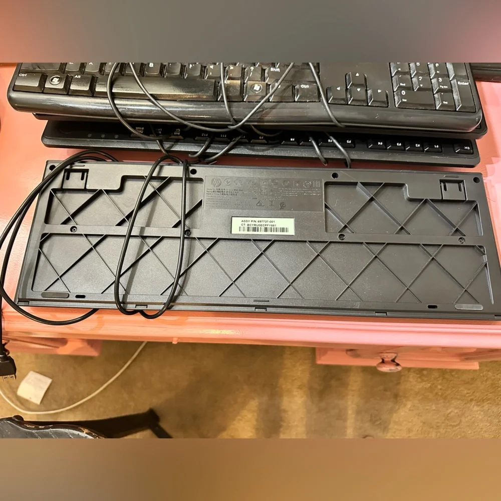 Black Wired Keyboard